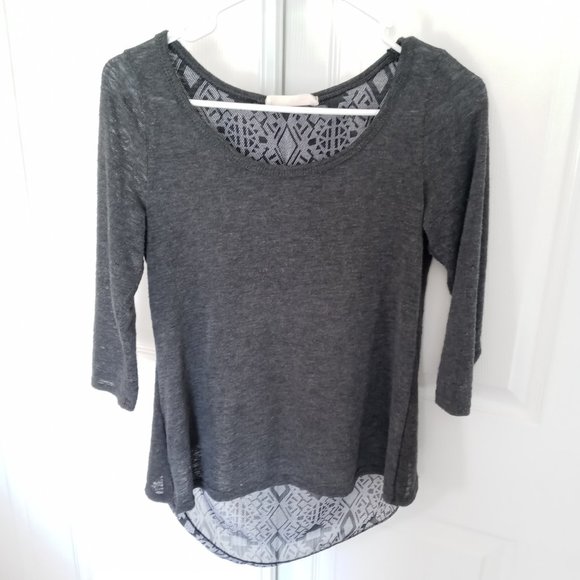 blushed gray high low top with bow on the back - Picture 1 of 6